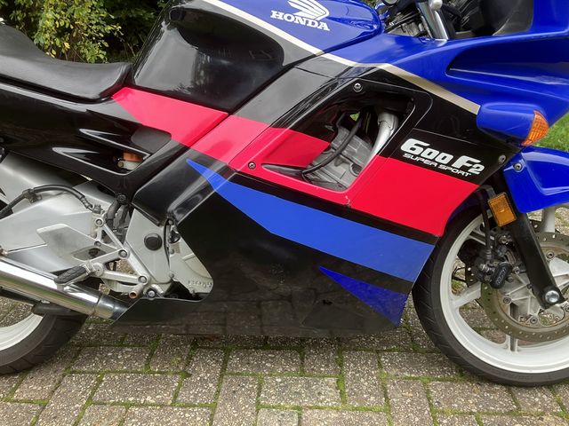 honda - cbr-600-f
