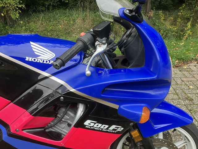 honda - cbr-600-f