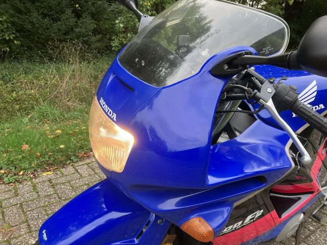 honda - cbr-600-f