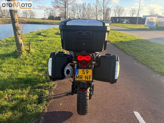 moto-guzzi - v-85-tt-travel-850