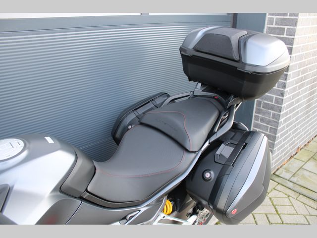 ducati - multistrada-1200-s-touring