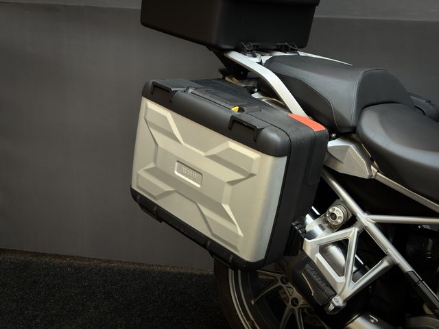 bmw - r-1200-gs