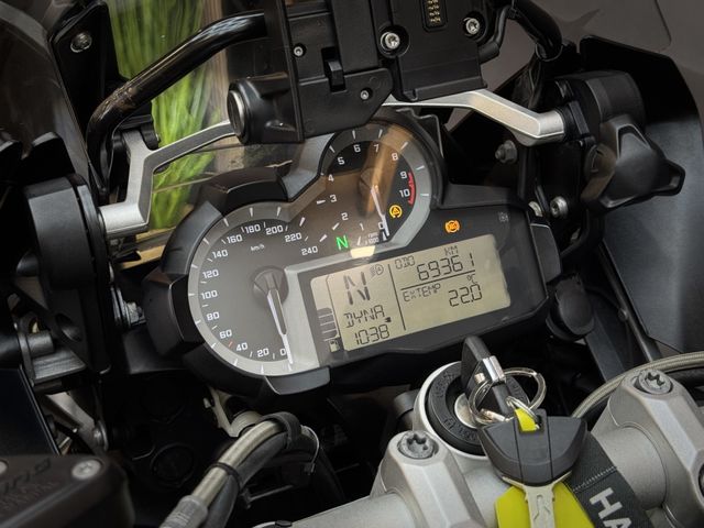 bmw - r-1200-gs