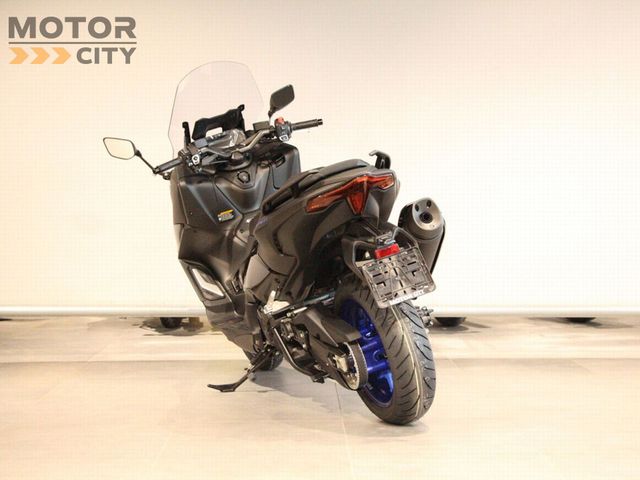 yamaha - tmax-560