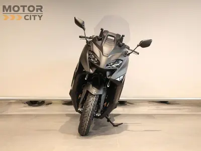 YAMAHA TMAX 560 – foto 3