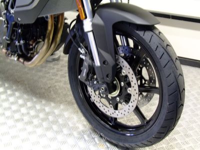 SUZUKI V-STROM 800 – foto 2