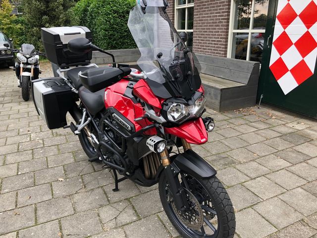 triumph - tiger-explorer