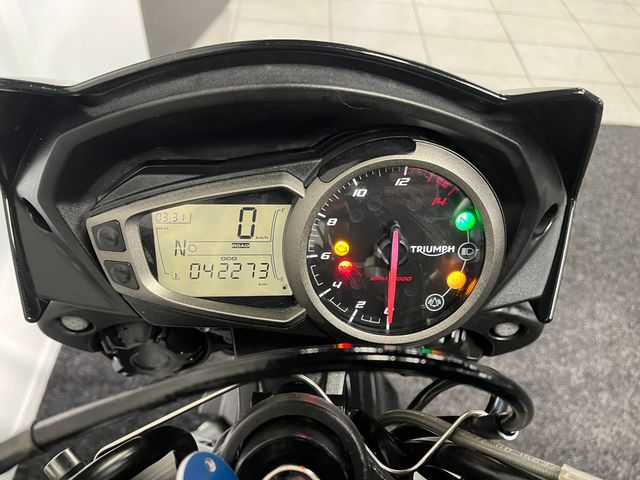 triumph - street-triple-s