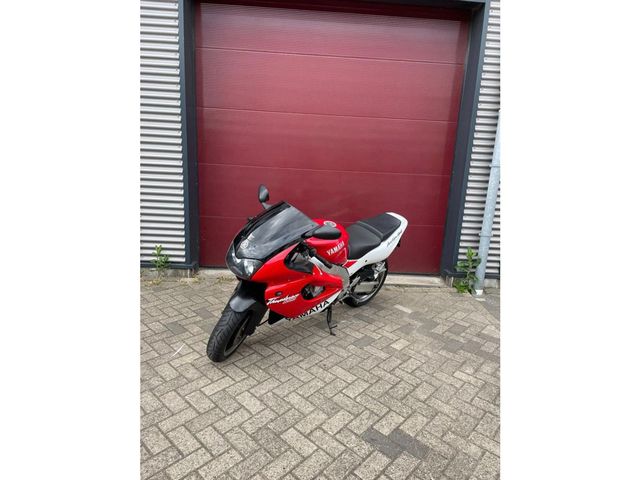yamaha - yzf-1000-r-thunderace
