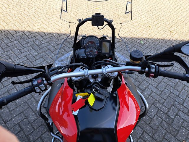 bmw - f-800-gs