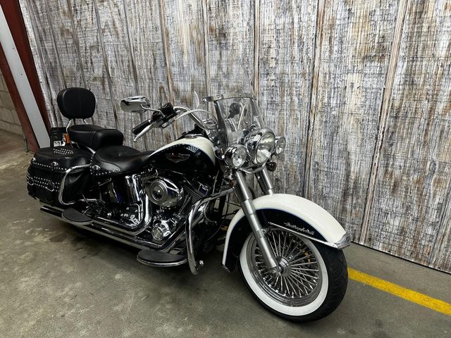 harley-davidson - heritage-softail-classic-flstc