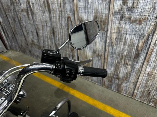 harley-davidson - heritage-softail-classic-flstc