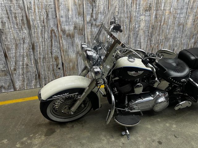 harley-davidson - heritage-softail-classic-flstc
