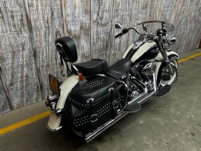 harley-davidson - heritage-softail-classic-flstc