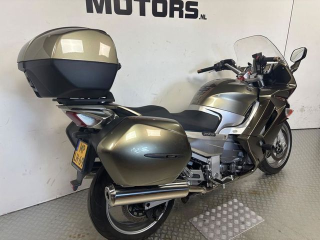 yamaha - fjr-1300