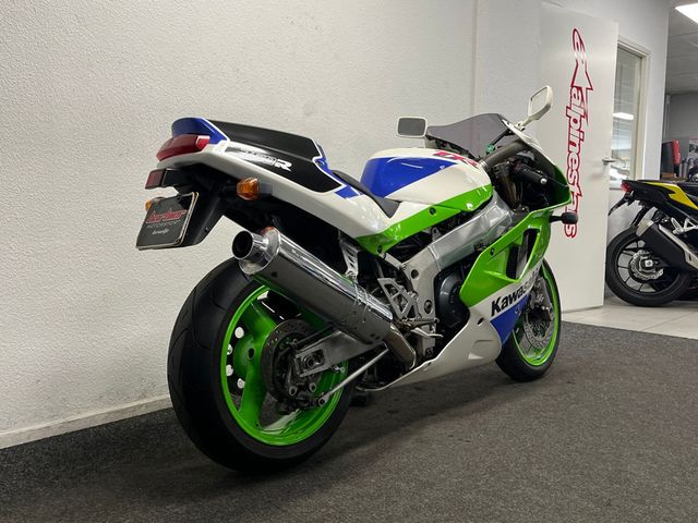 kawasaki - zxr-750