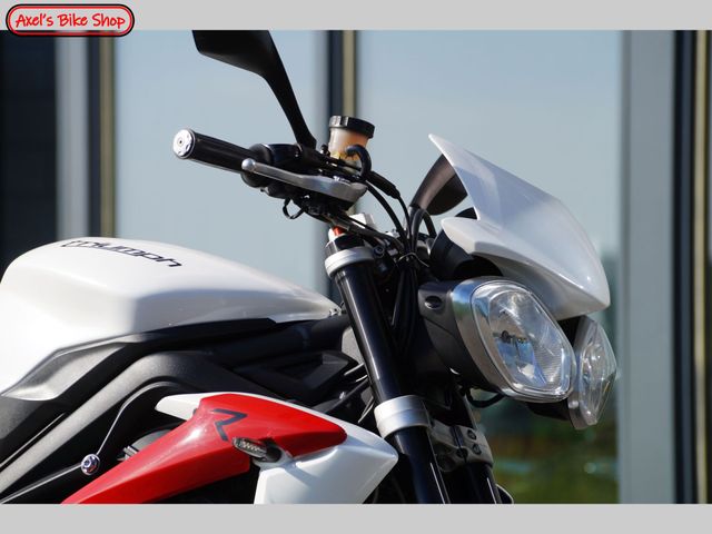 triumph - street-triple-r