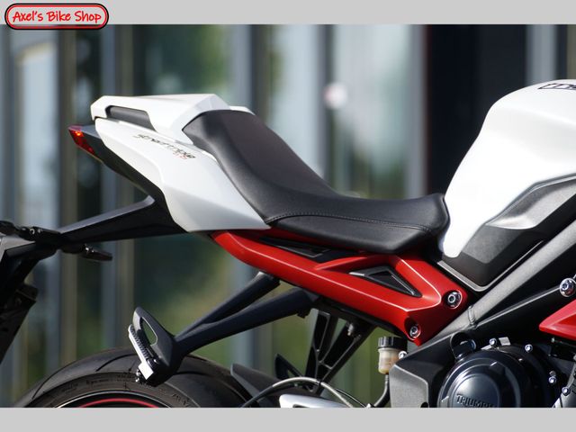triumph - street-triple-r
