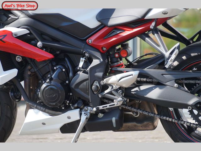 triumph - street-triple-r