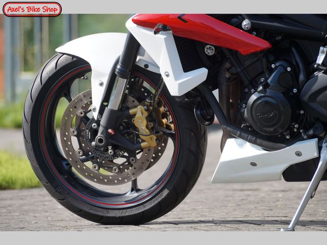 triumph - street-triple-r