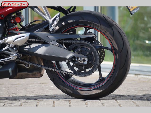 triumph - street-triple-r
