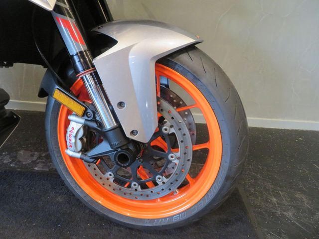 ktm - 1290-super-duke-gt