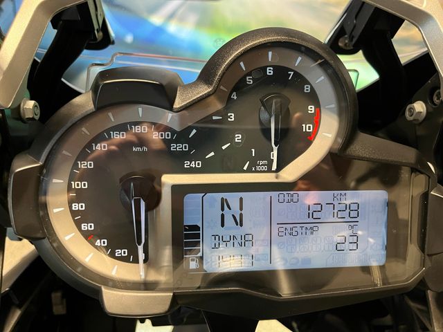 bmw - r-1200-gs-adventure-abs-asc-esa