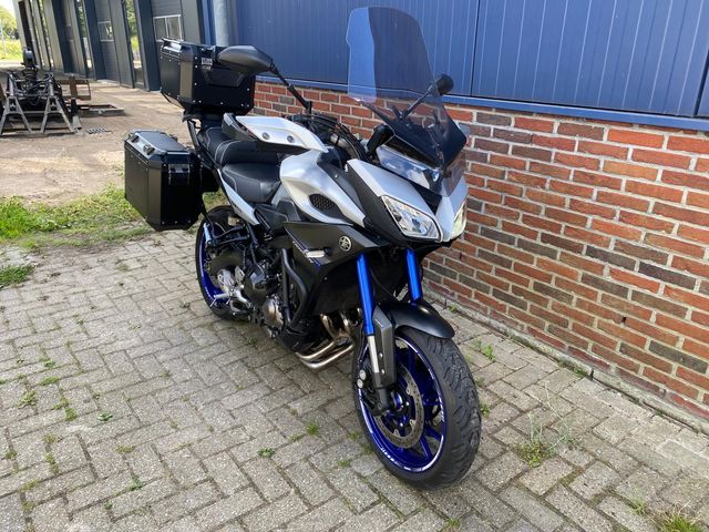 yamaha - tracer-900-abs