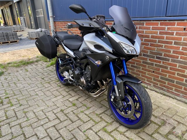 yamaha - tracer-900-abs