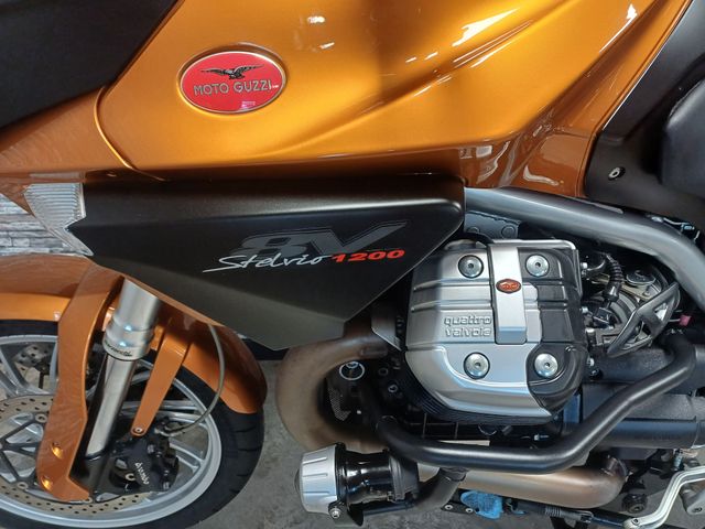 moto-guzzi - stelvio-1200-8v