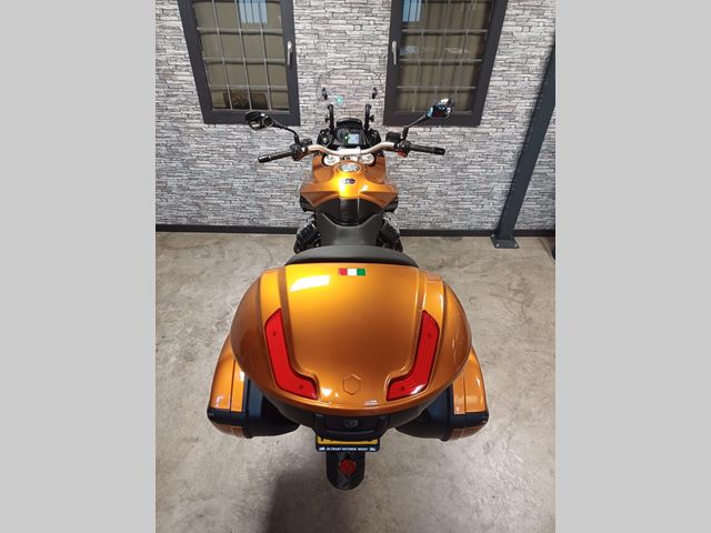 moto-guzzi - stelvio-1200-8v