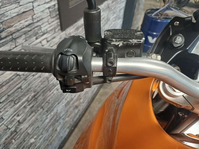 moto-guzzi - stelvio-1200-8v