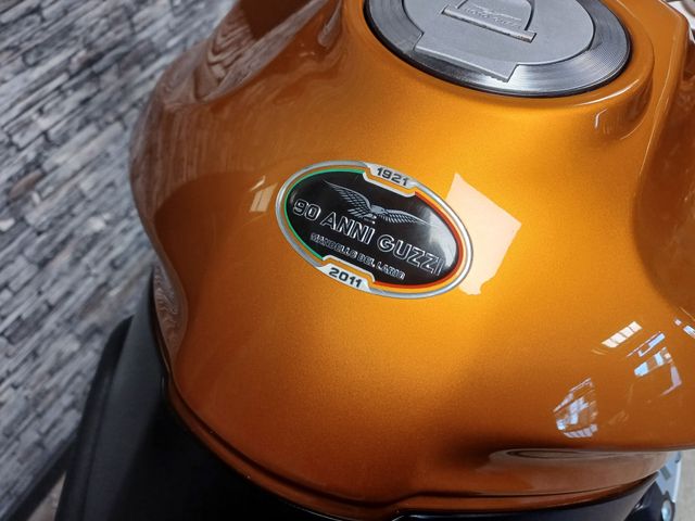 moto-guzzi - stelvio-1200-8v