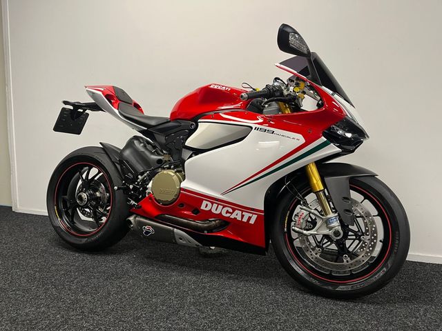 ducati - 1199-panigale