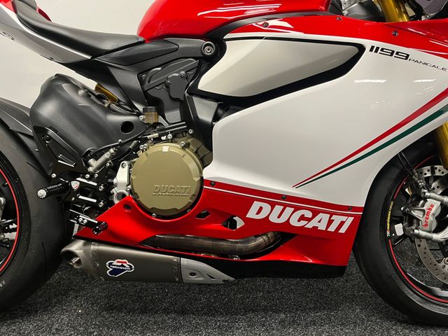 ducati - 1199-panigale