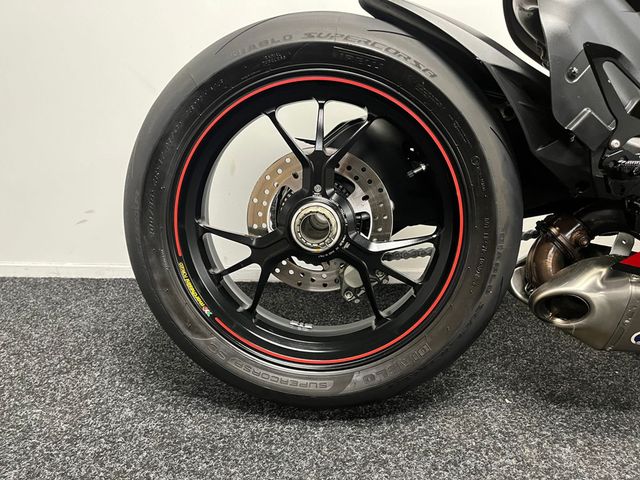 ducati - 1199-panigale