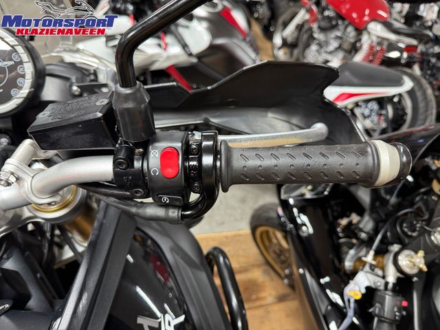 triumph - tiger-800-abs