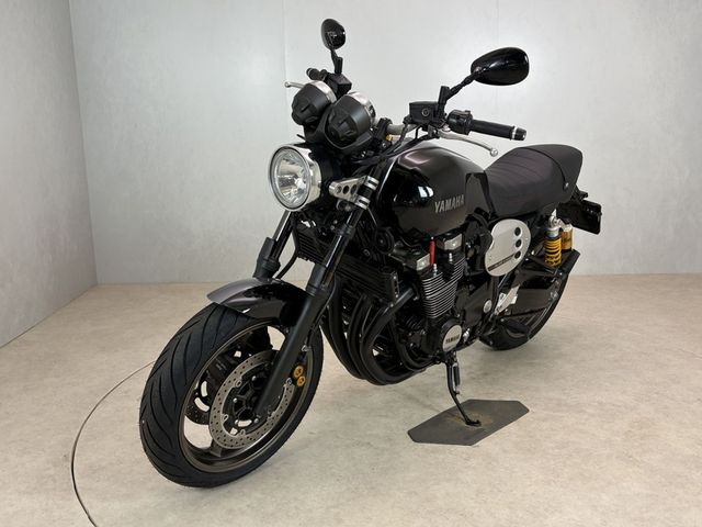 yamaha - xjr-1300