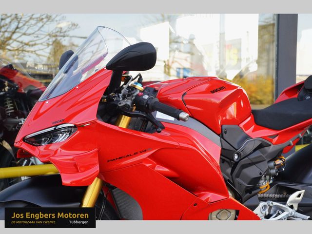 ducati - panigale-v4-s