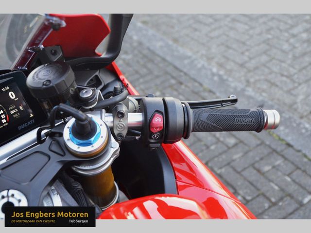 ducati - panigale-v4-s