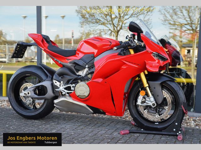 ducati - panigale-v4-s