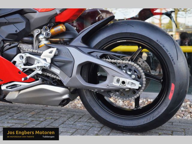 ducati - panigale-v4-s