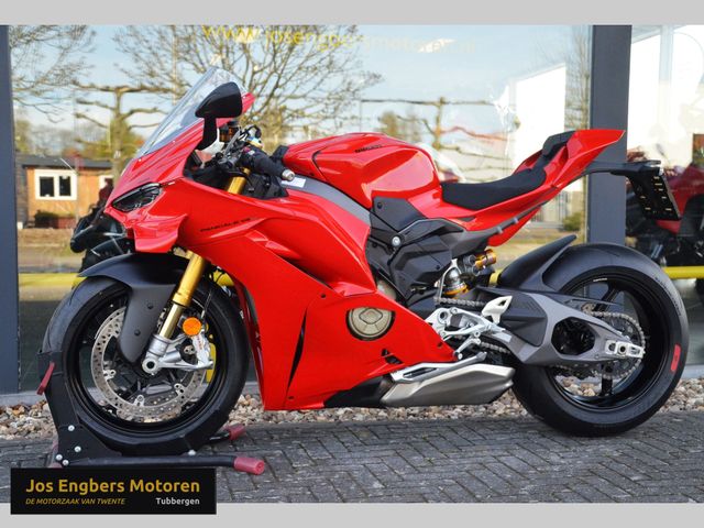 ducati - panigale-v4-s