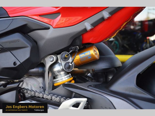 ducati - panigale-v4-s