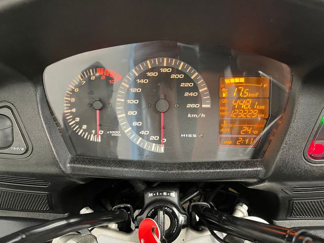 honda - st-1300-pan-european-abs