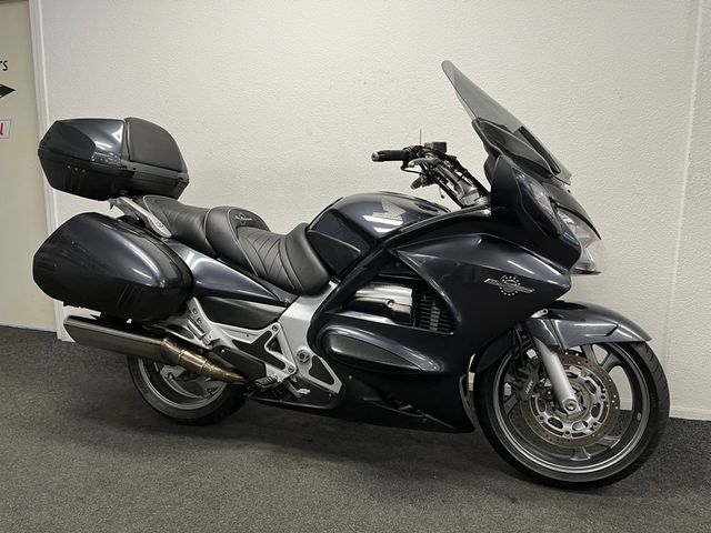 honda - st-1300-pan-european-abs