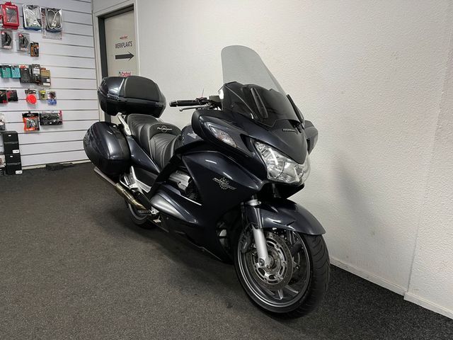 honda - st-1300-pan-european-abs