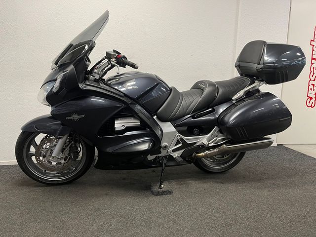 honda - st-1300-pan-european-abs