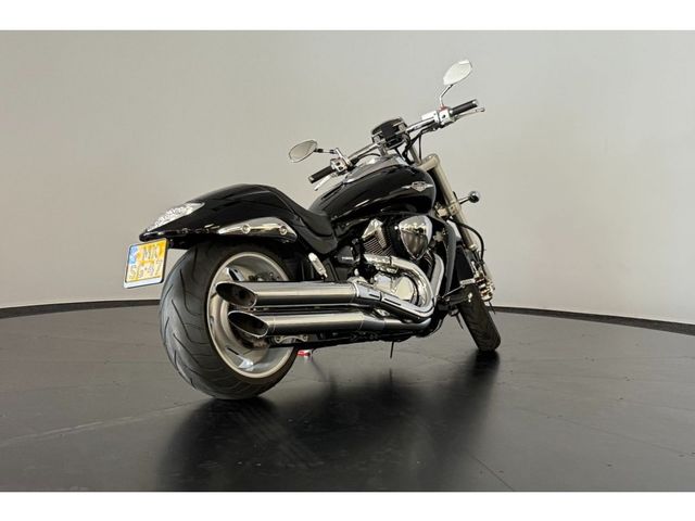 suzuki - m-1800-r-intruder
