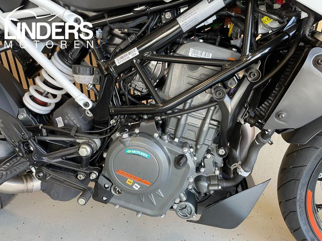 ktm - 390-duke